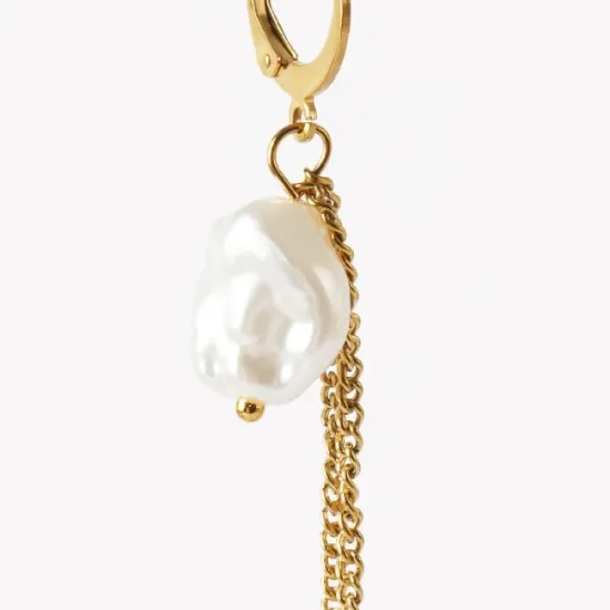 AFRA DANGLING GOLD STAINLESS STEEL EARRING