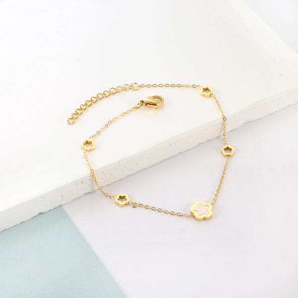 AFRA JEW CLOVER GOLD STAINLESS STEEL BRACELET - Image 2